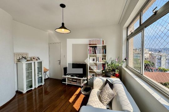 Sala de apartamento à venda com 4 quartos, 100m² em Santo Antônio, Belo Horizonte