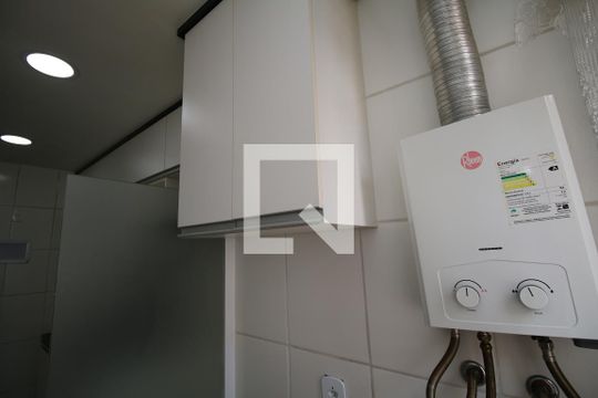 Área de Serviço de apartamento para alugar com 2 quartos, 47m² em Irajá, Rio de Janeiro