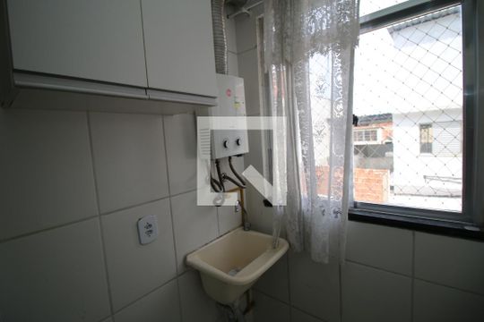 Área de Serviço de apartamento para alugar com 2 quartos, 47m² em Irajá, Rio de Janeiro