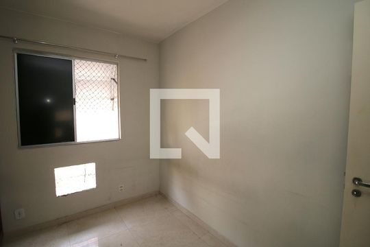 Quarto 2 de apartamento para alugar com 2 quartos, 47m² em Irajá, Rio de Janeiro