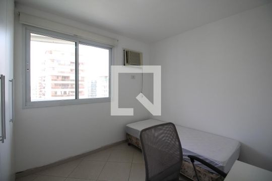 Quarto 1 de apartamento para alugar com 2 quartos, 75m² em Barra Olímpica, Rio de Janeiro