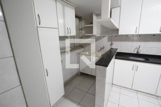 Área de Serviço de apartamento para alugar com 3 quartos, 80m² em Setor dos Afonsos, Goiânia