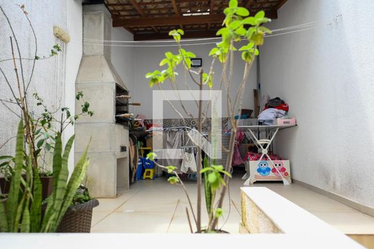 Área comum de casa à venda com 3 quartos, 136m² em Vila Moinho Velho, São Paulo