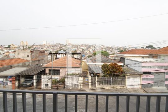 Vista de casa para alugar com 2 quartos, 100m² em Vila Medeiros, São Paulo