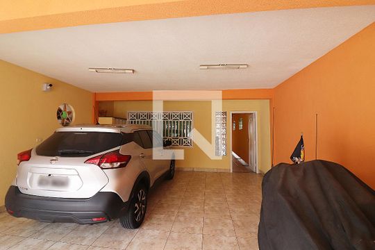 Garagem de casa à venda com 3 quartos, 246m² em Vila Sacilotto, São Bernardo do Campo