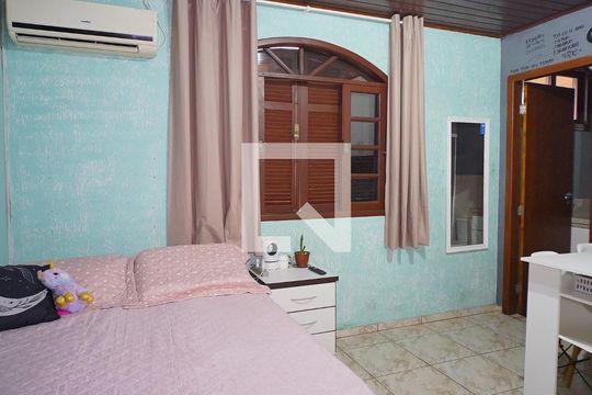 Suíte 1 de casa para alugar com 2 quartos, 110m² em Campeche, Florianópolis
