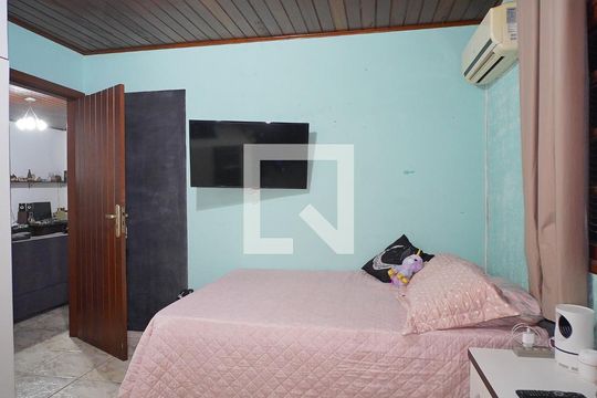 Suíte 1 de casa para alugar com 2 quartos, 110m² em Campeche, Florianópolis