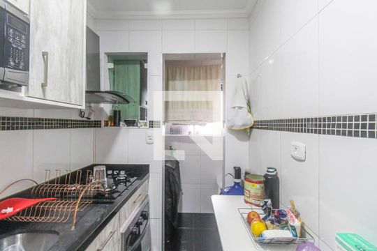 Cozinha  de apartamento à venda com 2 quartos, 56m² em Vila Diva (zona Leste), São Paulo