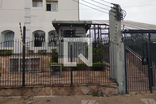 Fachada de apartamento à venda com 2 quartos, 56m² em Vila Diva (zona Leste), São Paulo