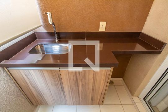 Sacada de apartamento para alugar com 2 quartos, 49m² em Vila Nova Conceicao, Osasco