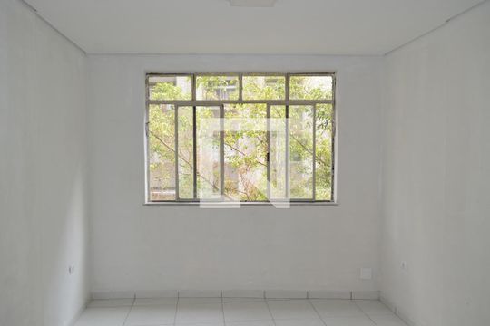 Quarto de kitnet/studio à venda com 1 quarto, 30m² em Liberdade, São Paulo