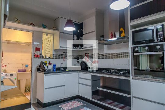 Cozinha de casa à venda com 3 quartos, 160m² em Vila Guarani (zona Sul), São Paulo