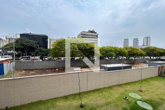 Vista da sala de apartamento para alugar com 1 quarto, 30m² em Várzea da Barra Funda, São Paulo