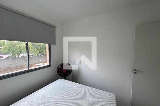 Quarto de apartamento para alugar com 1 quarto, 30m² em Várzea da Barra Funda, São Paulo