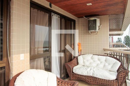 Varanda de apartamento para alugar com 1 quarto, 59m² em Barra da Tijuca, Rio de Janeiro