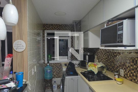 Cozinha e Área de Serviço de apartamento para alugar com 2 quartos, 59m² em Jardim da Viga, Nova Iguaçu