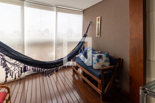 Sala de apartamento para alugar com 3 quartos, 77m² em Perdizes, São Paulo