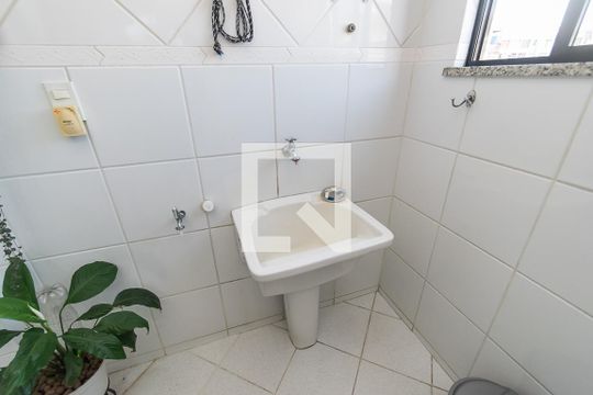 Área de Serviço de apartamento à venda com 4 quartos, 233m² em Penha Circular, Rio de Janeiro