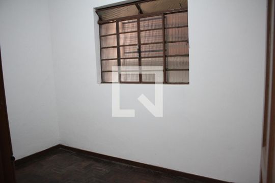 Quarto 2 de casa para alugar com 5 quartos, 350m² em Califórnia, Belo Horizonte