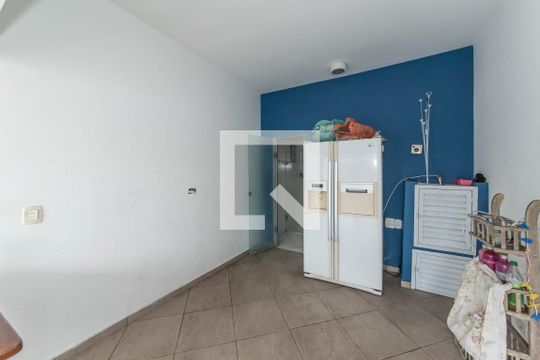 Área comum de casa à venda com 4 quartos, 203m² em Bosque da Saúde, São Paulo