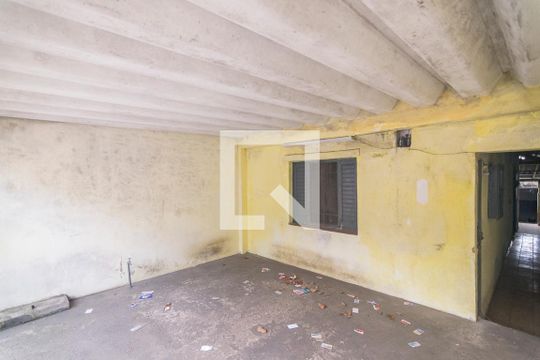 Garagem de casa à venda com 1 quarto, 125m² em Jardim Utinga, Santo André
