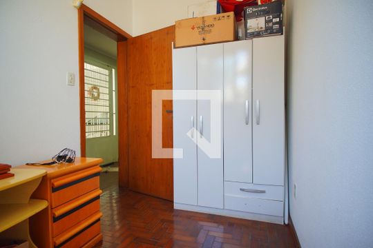 Quarto 1 de casa à venda com 4 quartos, 270m² em Vila Ipiranga, Porto Alegre