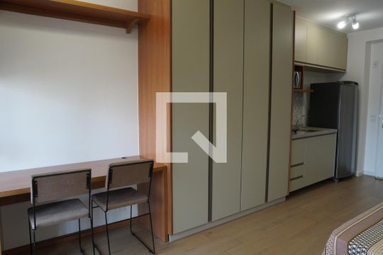 Studio de kitnet/studio para alugar com 1 quarto, 26m² em Cerqueira César, São Paulo