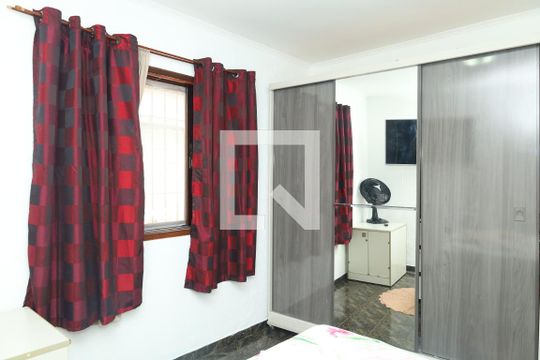 Quarto 1 de casa para alugar com 3 quartos, 120m² em Cidade Líder, São Paulo