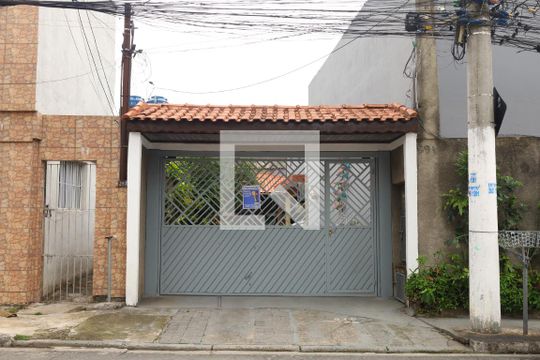 Fachada de casa para alugar com 3 quartos, 120m² em Cidade Líder, São Paulo