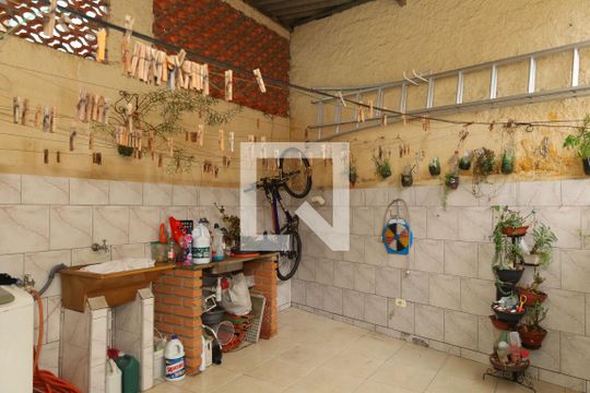 Área de Serviço de casa para alugar com 3 quartos, 120m² em Cidade Líder, São Paulo