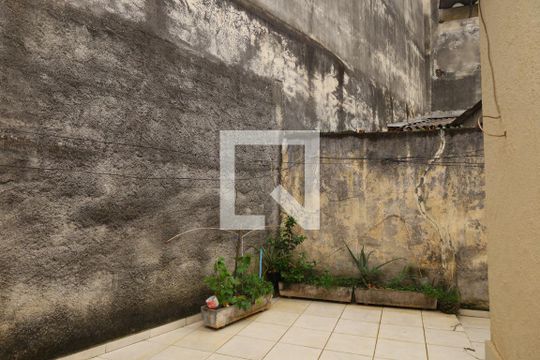 Quintal de casa para alugar com 3 quartos, 120m² em Cidade Líder, São Paulo