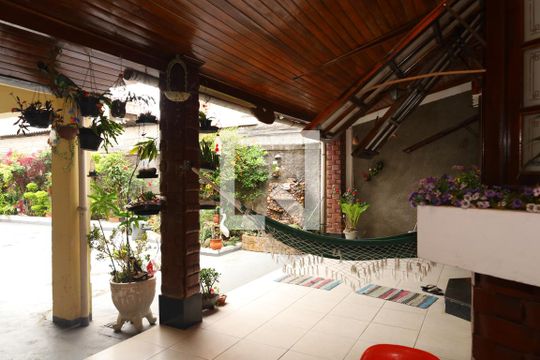 Quintal e Churrasqueira de casa para alugar com 3 quartos, 120m² em Cidade Líder, São Paulo