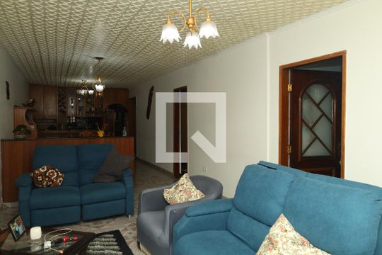 Casa para alugar com 3 quartos, 120m² em Cidade Líder, São Paulo