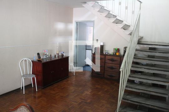 Casa à venda com 2 quartos, 125m² em Barcelona, São Caetano do Sul