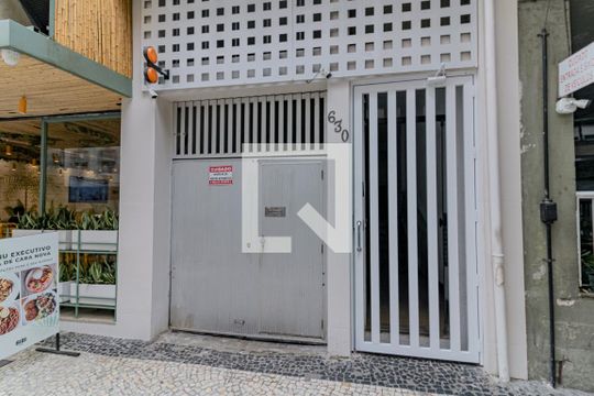 Entrada de kitnet/studio à venda com 1 quarto, 26m² em Leme, Rio de Janeiro