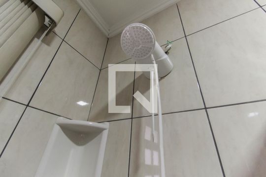 Banheiro 2 de casa para alugar com 3 quartos, 400m² em Vila Princesa Isabel, São Paulo