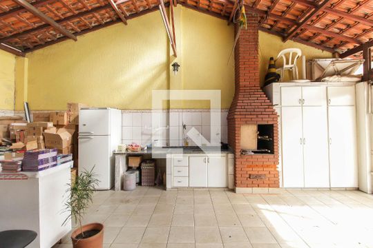 Garagem - Churrasqueira de casa para alugar com 3 quartos, 400m² em Vila Princesa Isabel, São Paulo