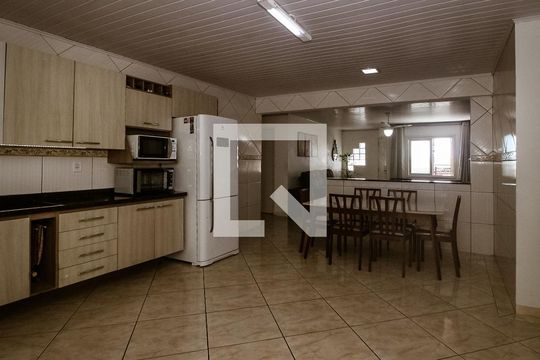 Cozinha de casa à venda com 3 quartos, 163m² em Vila São José, Porto Alegre