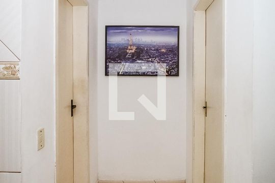 Corredor de casa à venda com 3 quartos, 163m² em Vila São José, Porto Alegre