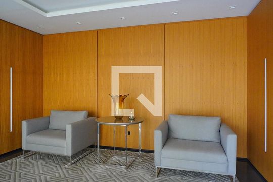 Hall de entrada de apartamento para alugar com 4 quartos, 165m² em Agronômica, Florianópolis