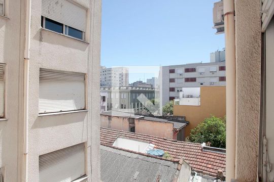 Sala Vista de apartamento para alugar com 1 quarto, 45m² em Centro Histórico, Porto Alegre