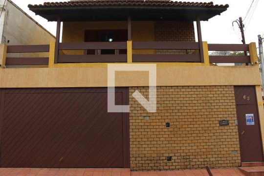 Fachada de casa à venda com 3 quartos, 220m² em Vila Prudente, São Paulo