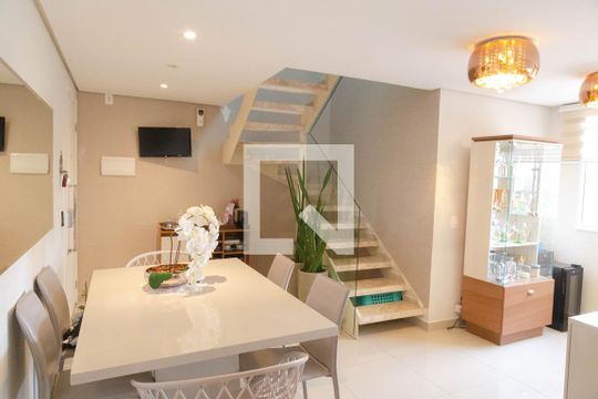 Apartamento para alugar com 3 quartos, 128m² em Vila Rosália, Guarulhos