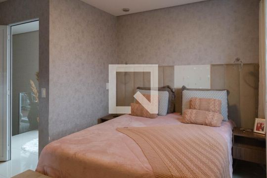 Quarto 1 Suíte de apartamento para alugar com 3 quartos, 128m² em Vila Rosália, Guarulhos