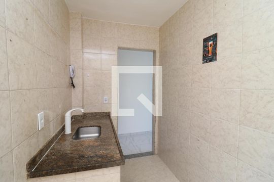 Cozinha de apartamento à venda com 1 quarto, 34m² em Portuguesa, Rio de Janeiro