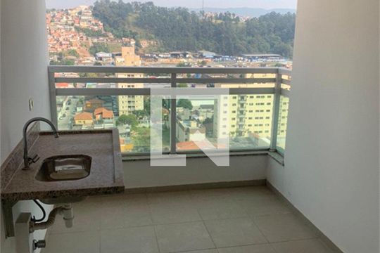Apartamento à venda com 2 quartos, 62m² em Vila Galvão, Guarulhos