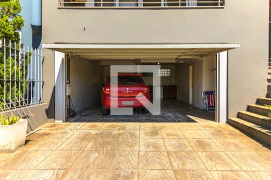 Garagem de casa à venda com 3 quartos, 244m² em Aberta dos Morros, Porto Alegre