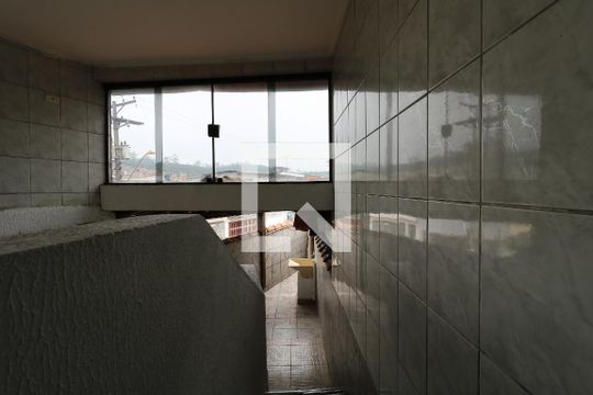 Área de Serviço de casa para alugar com 2 quartos, 70m² em Cidade São Jorge, Santo André