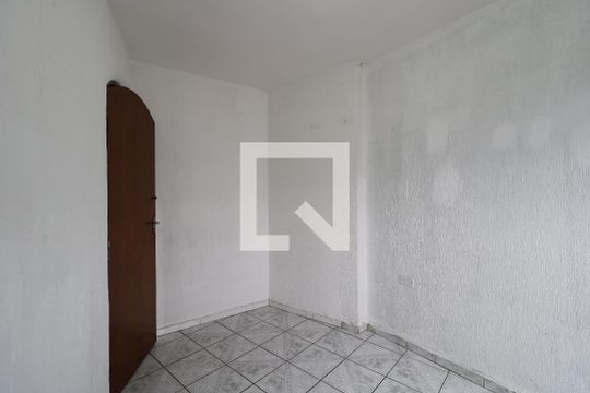 Quarto de casa para alugar com 2 quartos, 70m² em Cidade São Jorge, Santo André