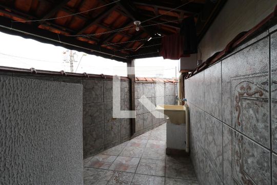Área de Serviço de casa para alugar com 2 quartos, 70m² em Cidade São Jorge, Santo André